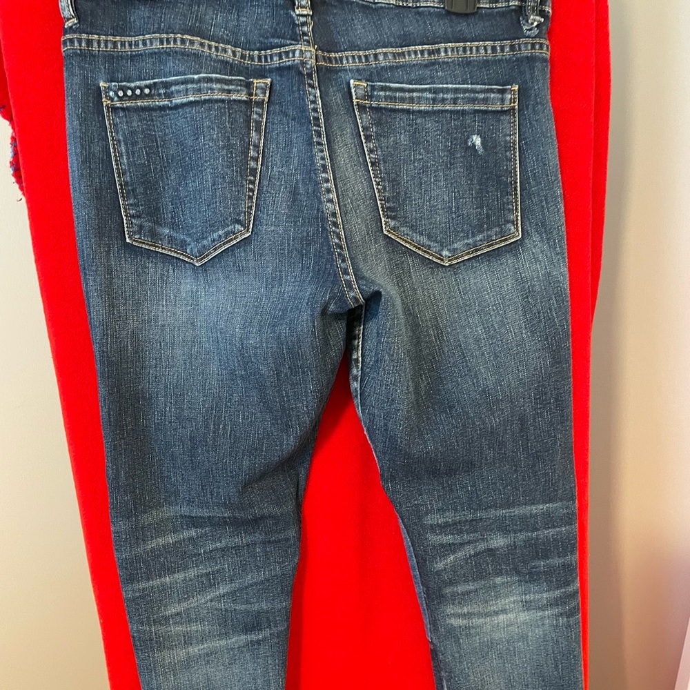 Brand: Blank NYC (Blue)                                              Size: 29